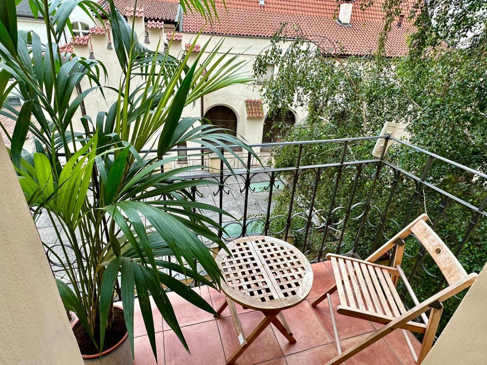 Apartment Siroka 14 Прага Экстерьер фото